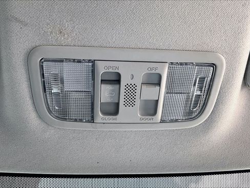 Used 2016 Honda HR-V EX image 33