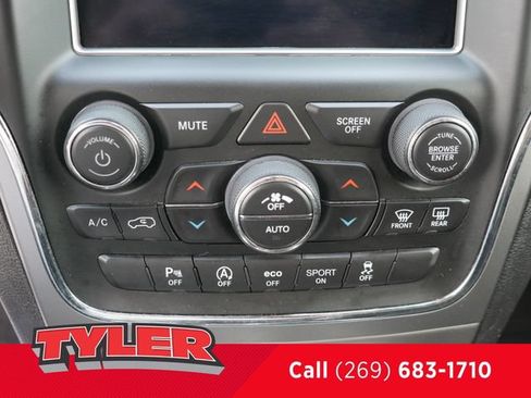 Used 2018 Jeep Grand Cherokee Altitude AWD/4WD image 28