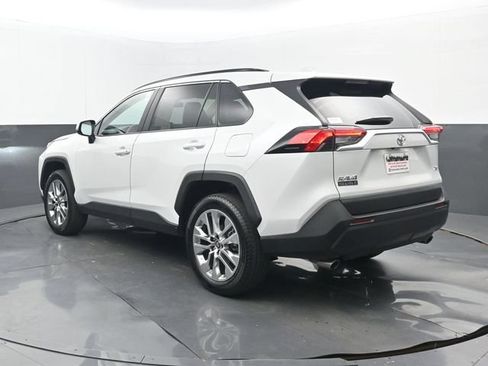 Used 2025 Toyota RAV4 XLE Premium w/ Weather Package FWD image 18