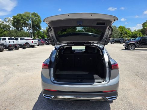 Used 2024 Buick Envision Preferred AWD/4WD image 37