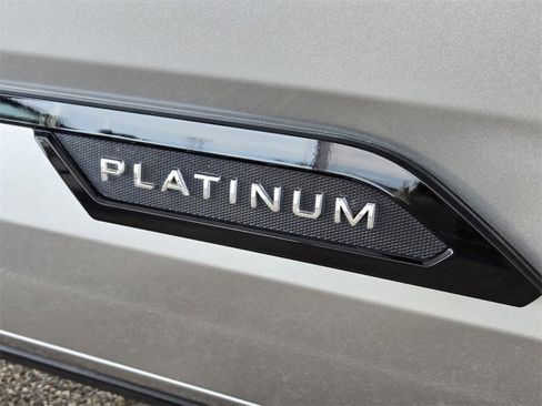 Used 2024 Toyota Sequoia Platinum image 24