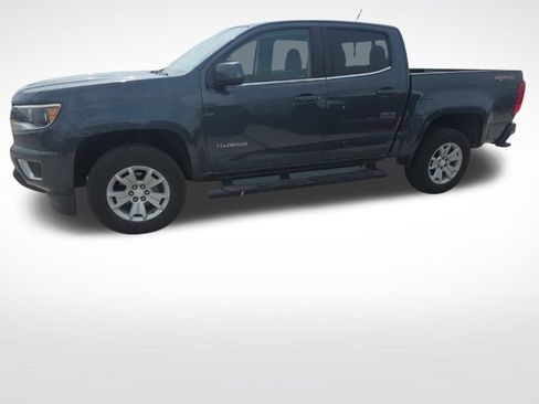 Used 2019 Chevrolet Colorado LT w/ LT Convenience Package AWD/4WD image 3
