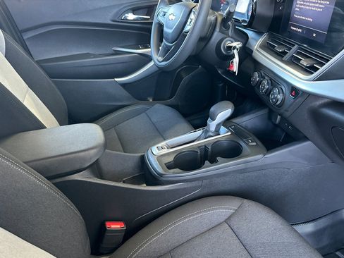 Used 2024 Chevrolet Trax LS w/ Driver Confidence Package image 15