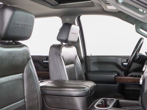 Used 2023 GMC Sierra 2500 Denali w/ Denali Ultimate Package image 30