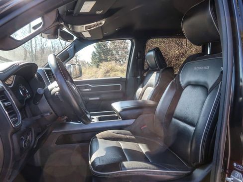 Used 2024 RAM 1500 Laramie image 20