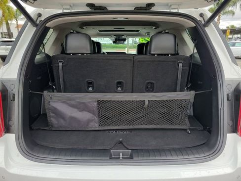 Used 2023 Hyundai Palisade SEL w/ Premium Package image 28