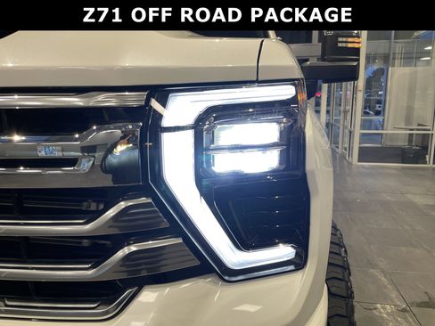 Used 2024 Chevrolet Silverado 3500 High Country w/ Technology Package AWD/4WD image 5