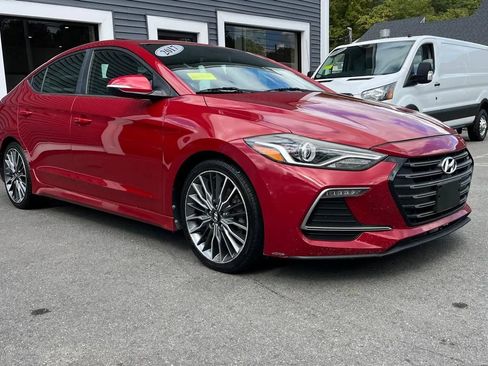 Used 2017 Hyundai Elantra Sport image 3