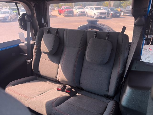 Used 2026 Jeep Wrangler Rubicon w/ Safety Group AWD/4WD image 23