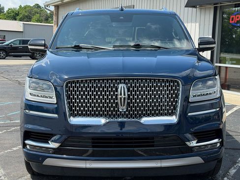Used 2020 Lincoln Navigator Reserve w/ Luxury Package AWD/4WD image 9