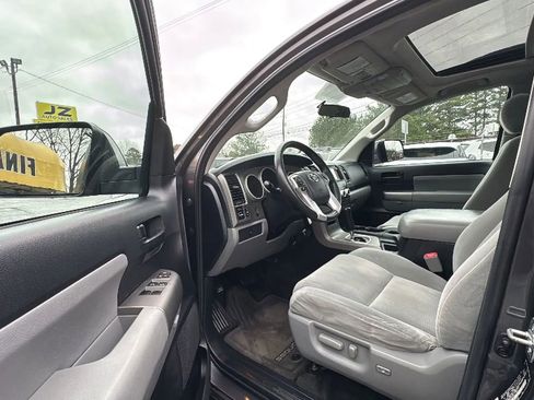 Used 2015 Toyota Sequoia SR5 image 9