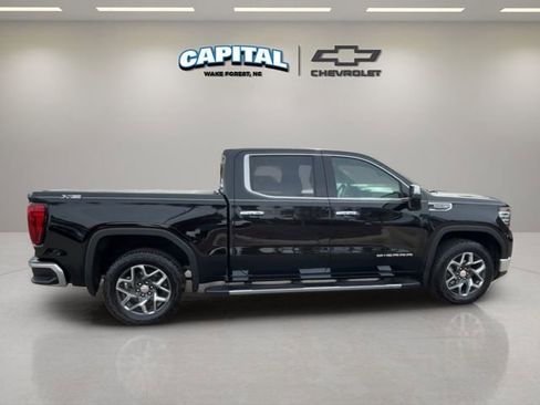 Used 2023 GMC Sierra 1500 SLT w/ SLT Premium Package image 6