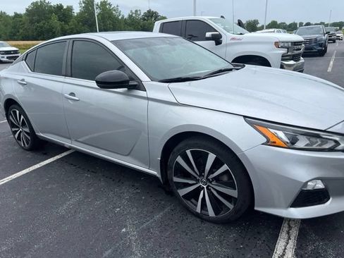 Used 2020 Nissan Altima 2.5 SR w/ Premium Package AWD/4WD image 5