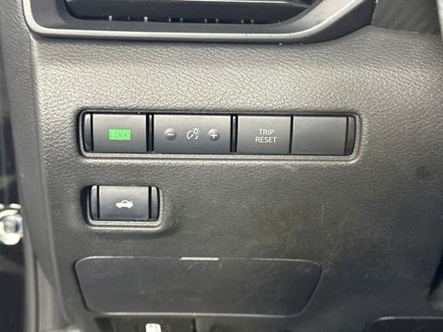 Used 2024 Nissan Sentra S image 19