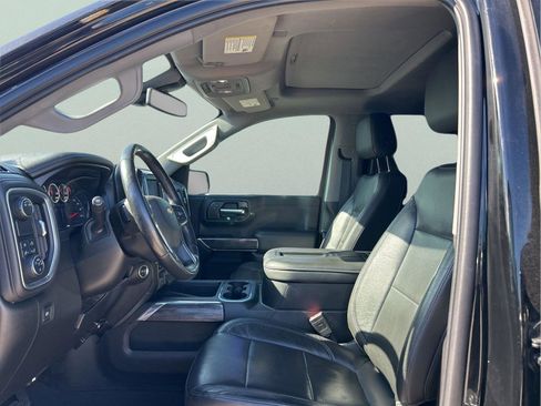 Used 2020 Chevrolet Silverado 1500 LTZ w/ LTZ Premium Package image 28