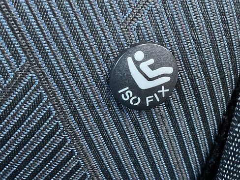 Used 2025 Nissan Versa SV image 16