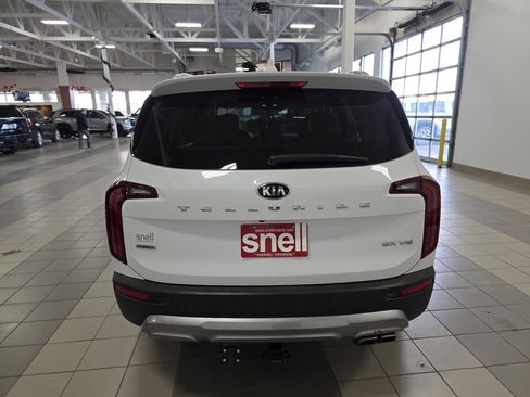 Used 2021 Kia Telluride EX image 4