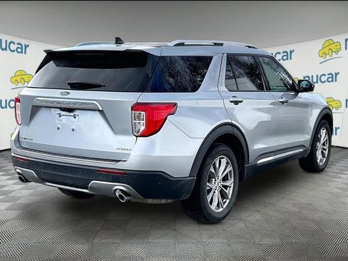 Used 2023 Ford Explorer Limited image 6