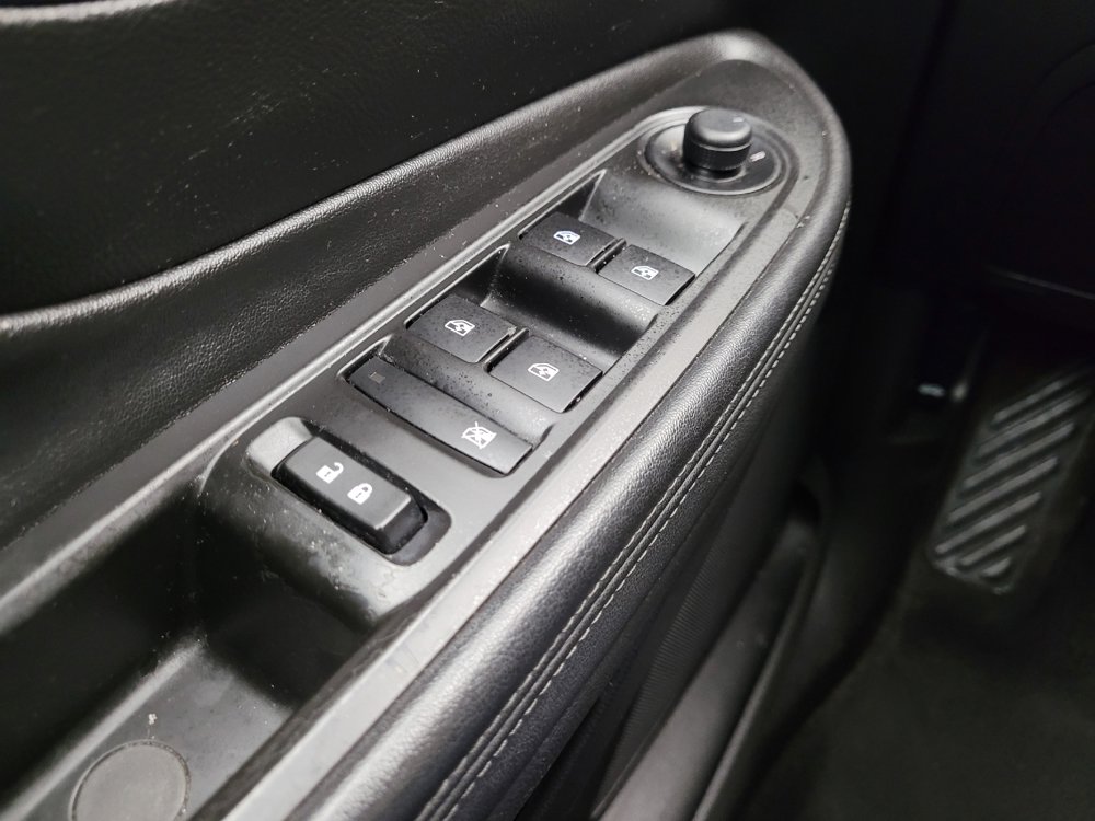 Used 2018 Buick Encore Sport Touring w/ Safety Package FWD image 27