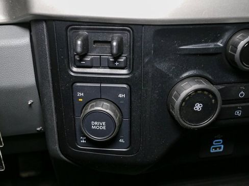 Used 2023 Ford F250 XLT image 24