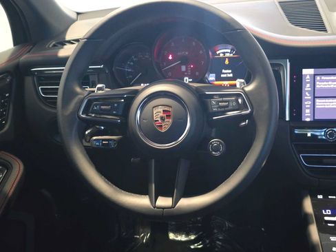 Used 2025 Porsche Macan GTS AWD/4WD image 21
