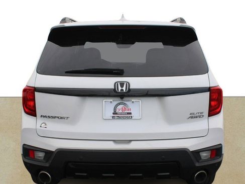 Used 2022 Honda Passport Elite image 5