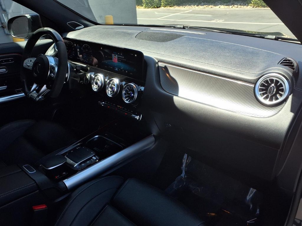 Used 2022 Mercedes-Benz GLA 45 AMG 4MATIC image 36