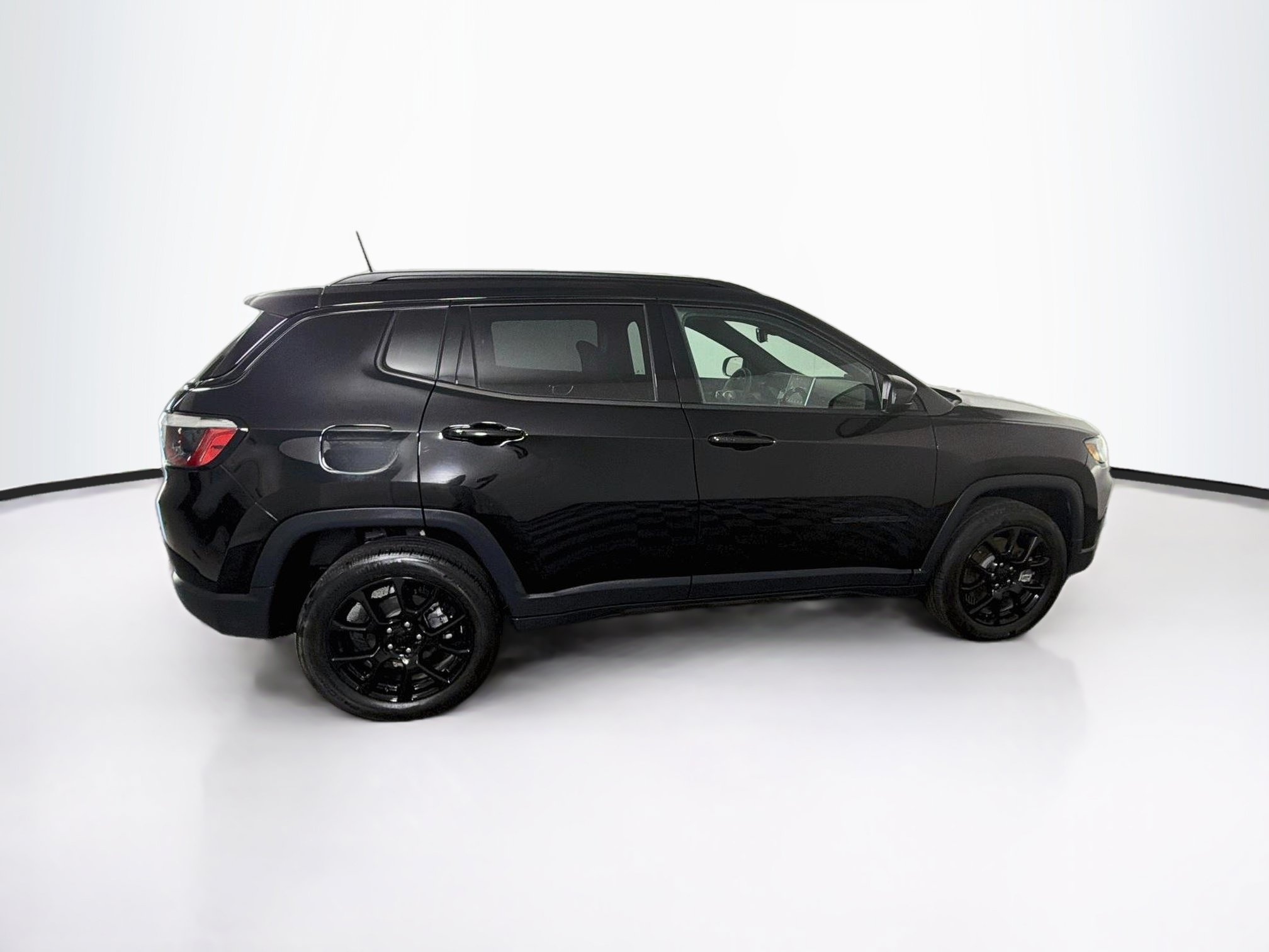 Used 2023 Jeep Compass Latitude AWD/4WD image 10