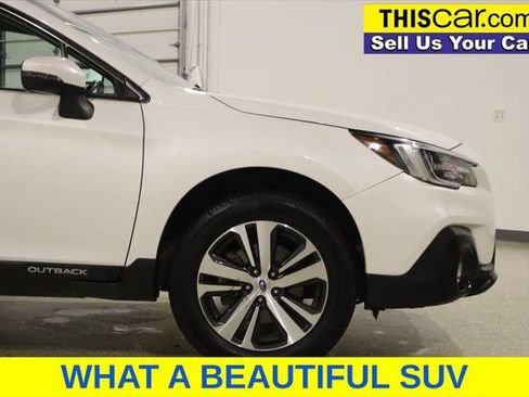 Used 2019 Subaru Outback 2.5i Limited AWD/4WD image 11