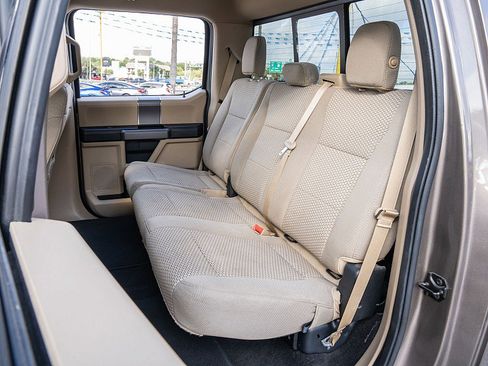 Used 2019 Ford F150 XLT w/ Equipment Group 302A Luxury image 16