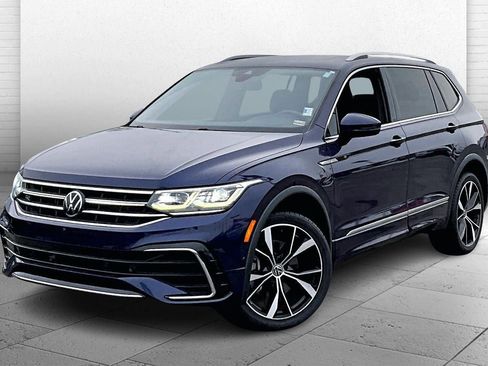 Used 2022 Volkswagen Tiguan SEL R-Line image 10