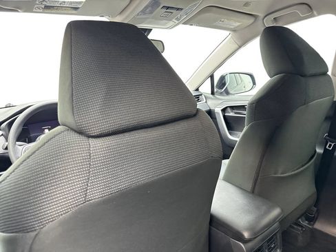 Used 2024 Toyota RAV4 LE FWD image 37