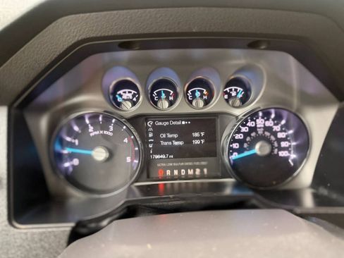 Used 2016 Ford F250 Platinum w/ FX4 Off-Road Package AWD/4WD image 12
