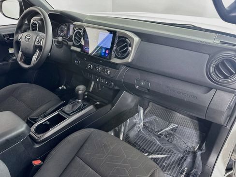 Used 2019 Toyota Tacoma TRD Off-Road RWD image 26