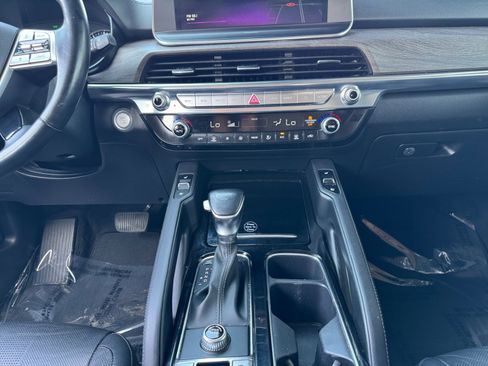 Used 2022 Kia Telluride EX w/ EX Premium Package FWD image 11