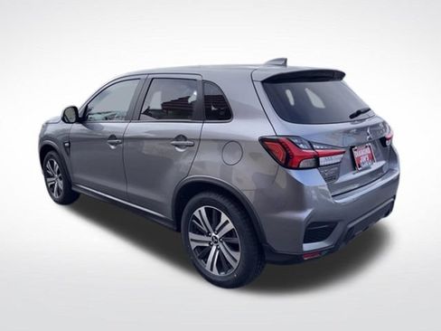 Used 2024 Mitsubishi Outlander Sport AWD image 3
