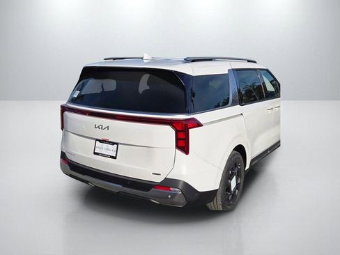 New 2026 Kia Carnival SX image 6