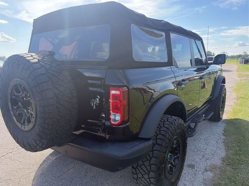 Used 2024 Ford Bronco Black Diamond AWD/4WD image 4