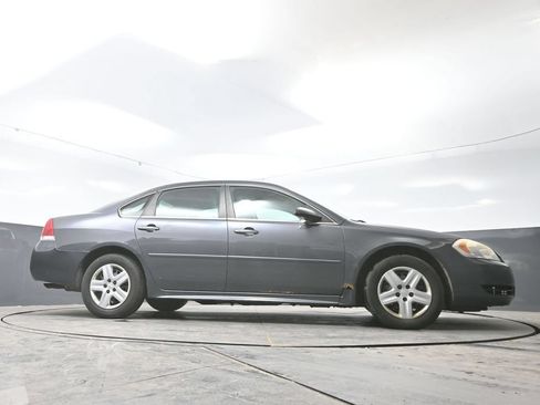 Used 2010 Chevrolet Impala LS FWD image 22