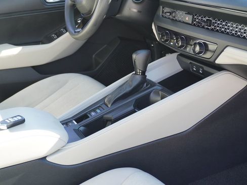 Used 2024 Honda Accord LX image 13