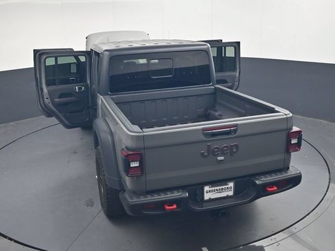 Used 2022 Jeep Gladiator Rubicon w/ LED Lighting Group AWD/4WD image 45