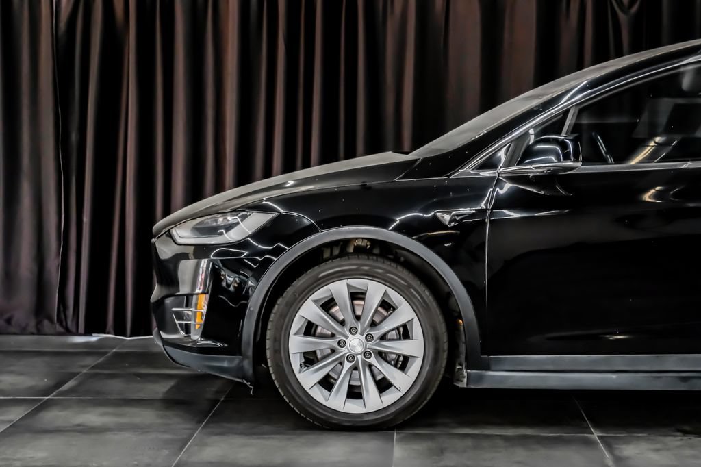 Used 2020 Tesla Model X Long Range AWD/4WD image 13
