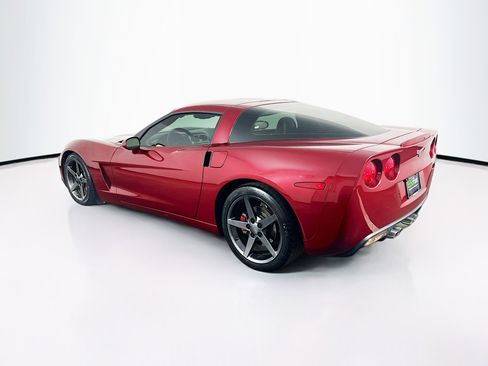 Used 2005 Chevrolet Corvette Coupe w/ Preferred Equipment Group RWD image 5