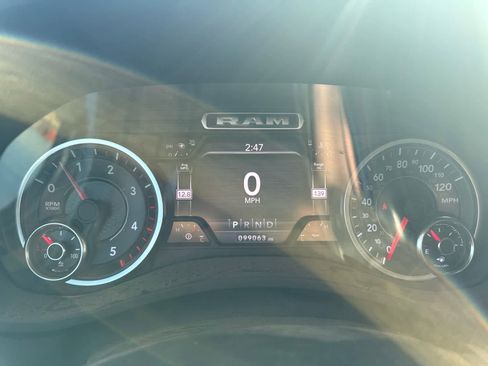 Used 2019 RAM 3500 Laramie image 8