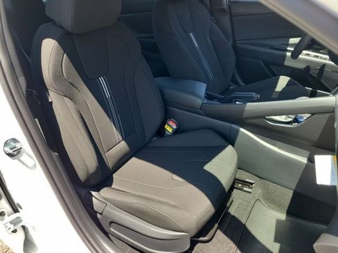 New 2026 Hyundai Elantra Sport FWD image 21
