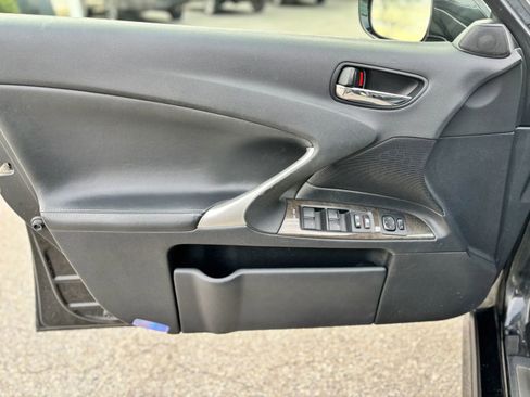 Used 2009 Lexus IS 350 image 11