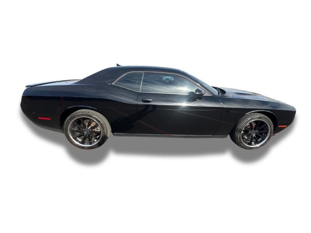 Used 2015 Dodge Challenger SXT w/ Super Sport Group (SS/T) RWD image 8