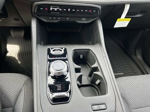 New 2026 Jeep Cherokee Laredo AWD/4WD image 29