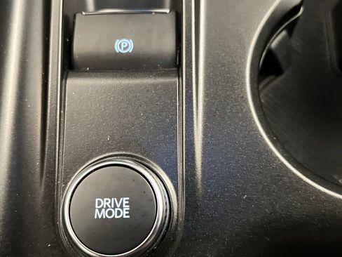 Used 2025 Ford Explorer ST-Line AWD/4WD image 54
