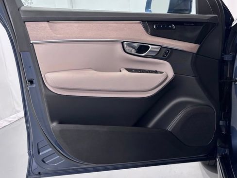 Certified 2026 Volvo XC90 B6 Plus AWD/4WD image 16